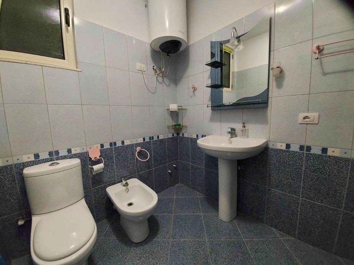 Hotel Kalemi Corovode Bagian luar foto