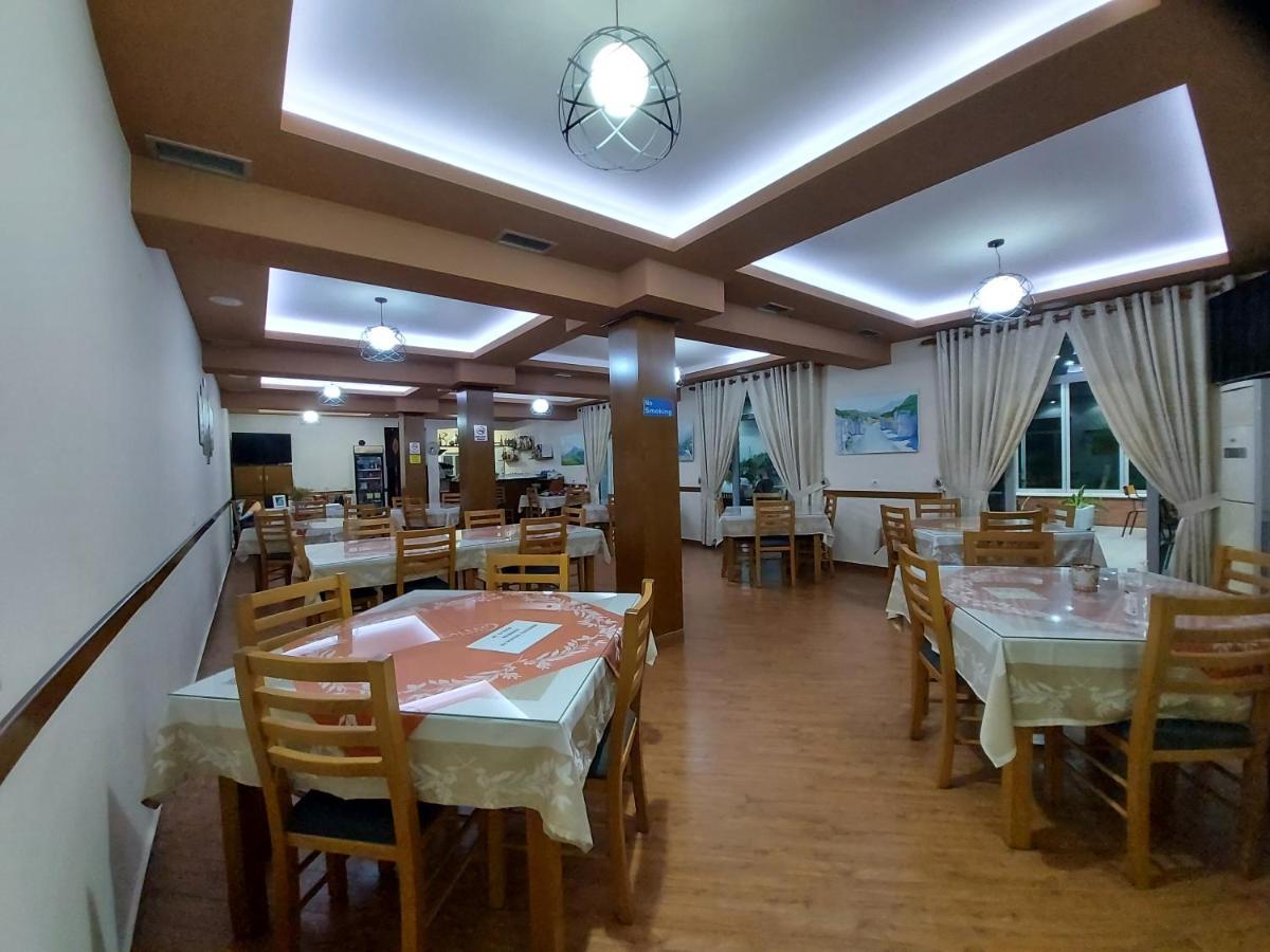 Hotel Kalemi Corovode Bagian luar foto