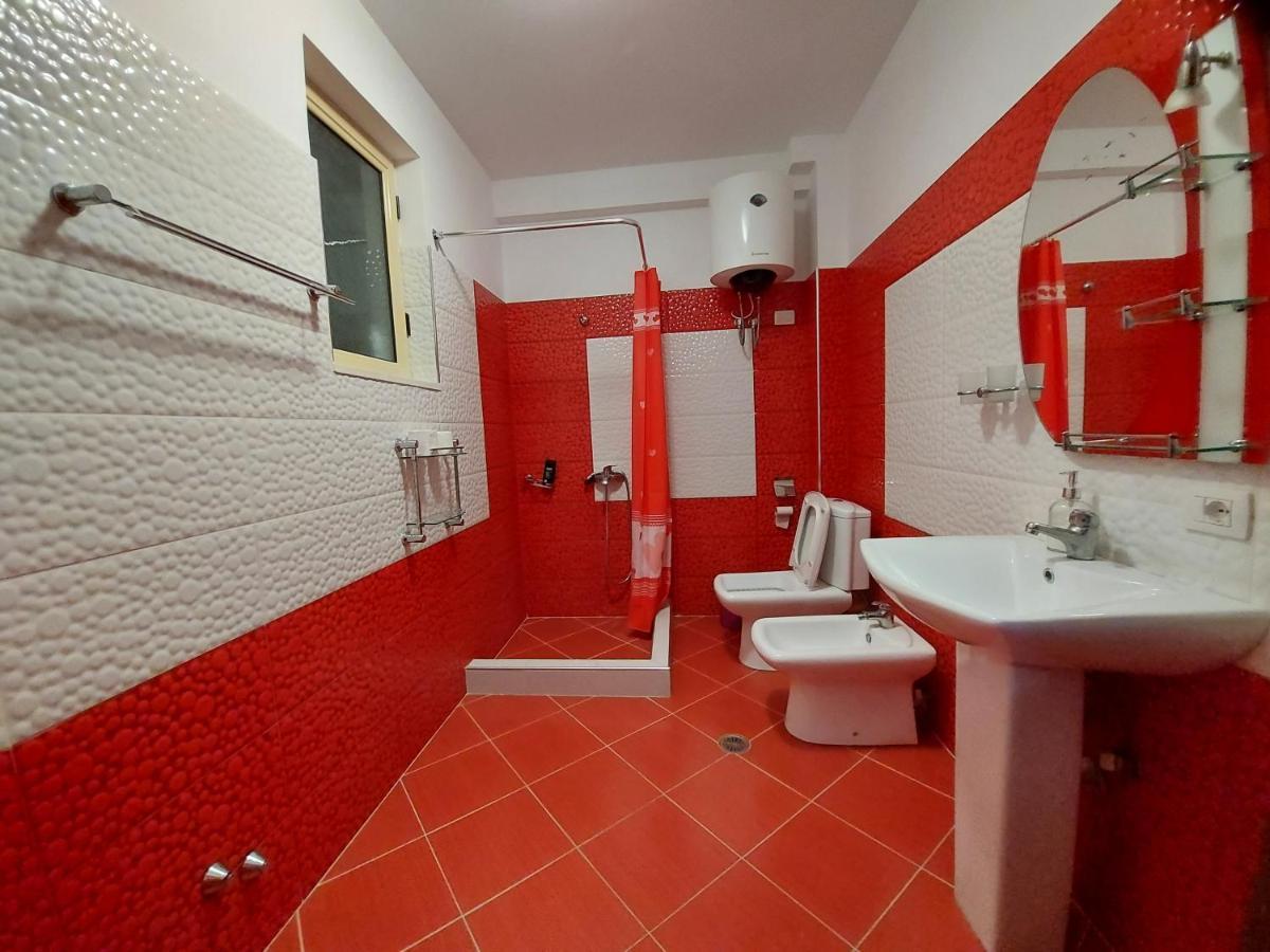 Hotel Kalemi Corovode Bagian luar foto